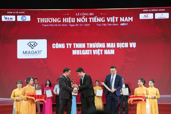 Mulgati nhận cup Top 10 thương hiệu nổi tiếng Việt Nam 2023