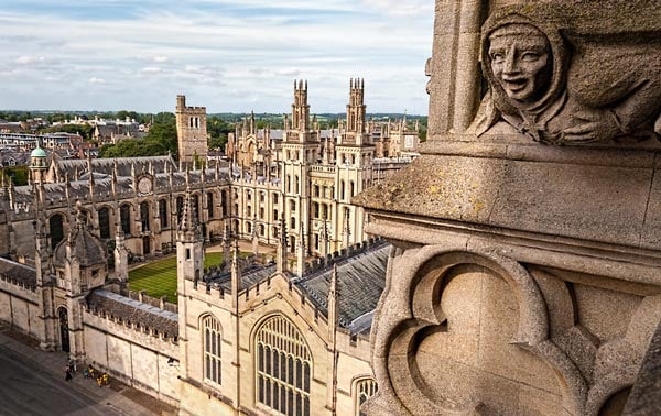 Trường đại học Oxford - nguồn gốc cái tên của giày Oxford