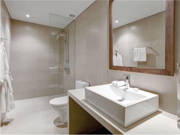 Cách bố trí thiết bị vệ sinh hợp lý cho phòng tắm nhỏ