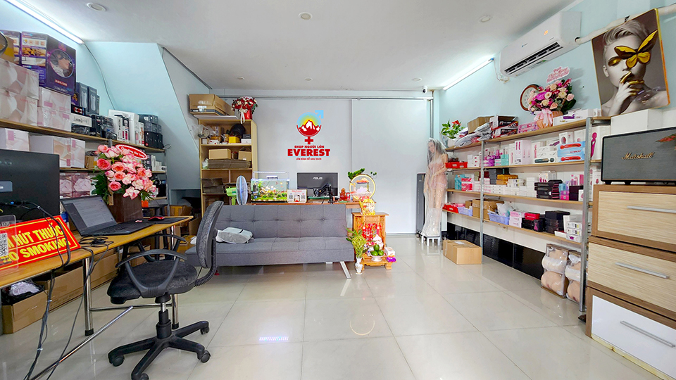 Shop Everest là địa chỉ chuyên bán búp bê tình dục uy tín hàng đầu ở TpHCM