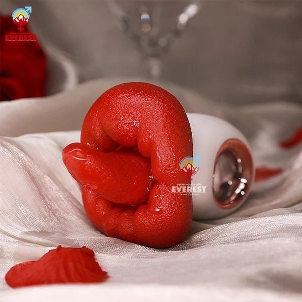 Máy rung liếm&nbsp;với đầu lưỡi sẵn sàng kích thích từng cơn sóng khoái cảm