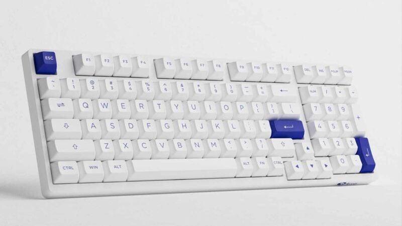 Akko 3098B Multi-Modes Blue on White hỗ trợ ba chế độ kết nối: USB Type-C có dây, Bluetooth 5.0 và Wireless 2.4Ghz