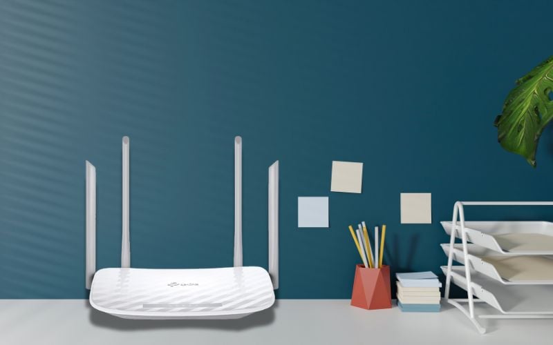 Archer C50 có tốc độ Wi-Fi Archer C50 vẫn được giữ những cổng kết nối có dây truyền thống bao gồm 4 cổng LAN; 1 cổng WAN, 1 cổng USB 2.0