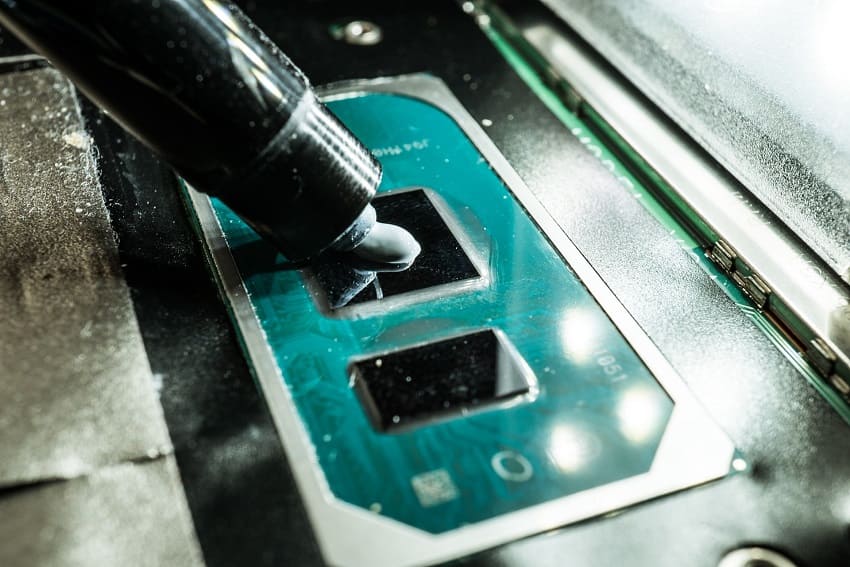cách tra keo tản nhiệt cpu