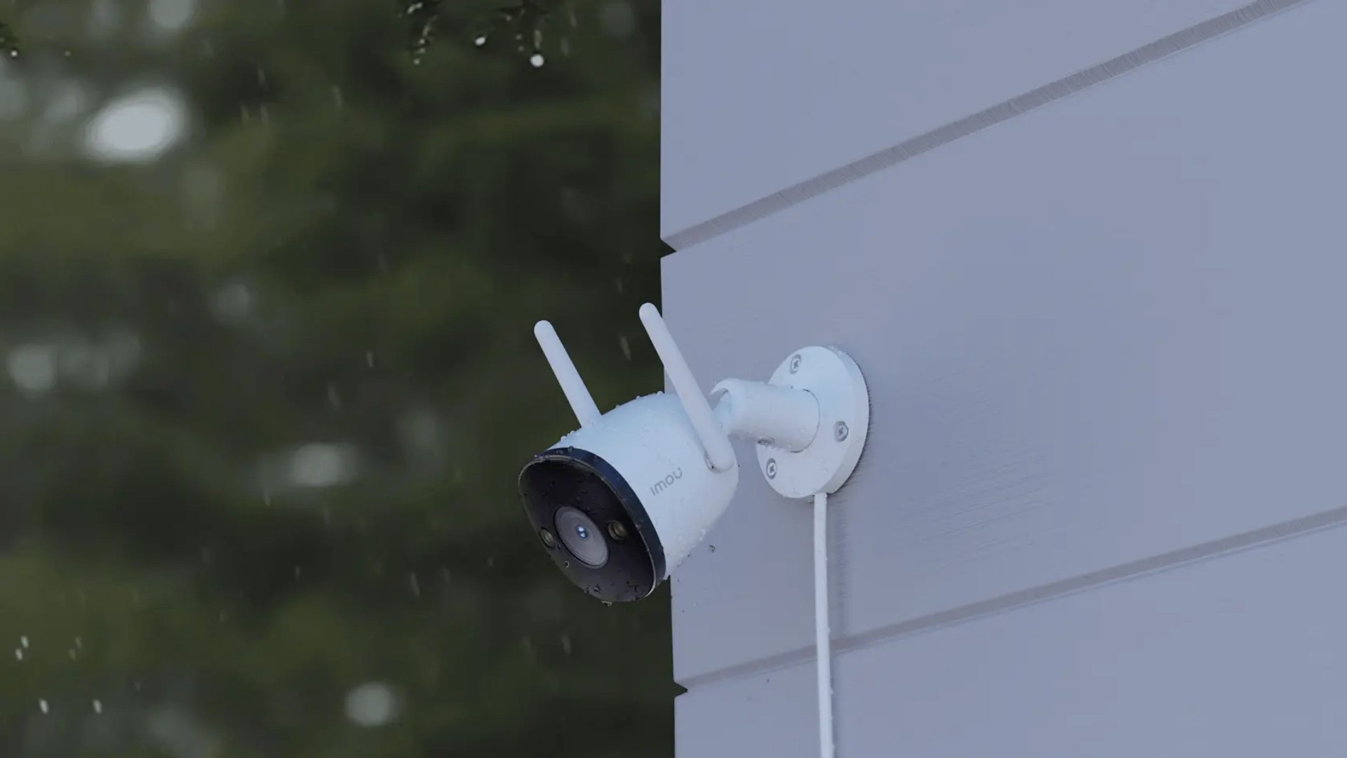 Camera WiFi Ngoài Trời 3MP Imou Bullet 2E F32FP - Thân máy nhỏ gọn, dễ lắp đặt ở bất kỳ đâu