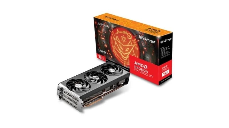 Với kích thước lớn, SAPPHIRE NITRO+ RX 7800 XT được thiết kế để tối ưu hóa khả năng làm mát