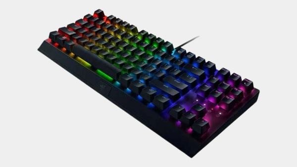 Sử dụng kết nối USB có dây đảm bảo độ trễ cực thấp, cho phản hồi chính xác trong mọi thao tác.