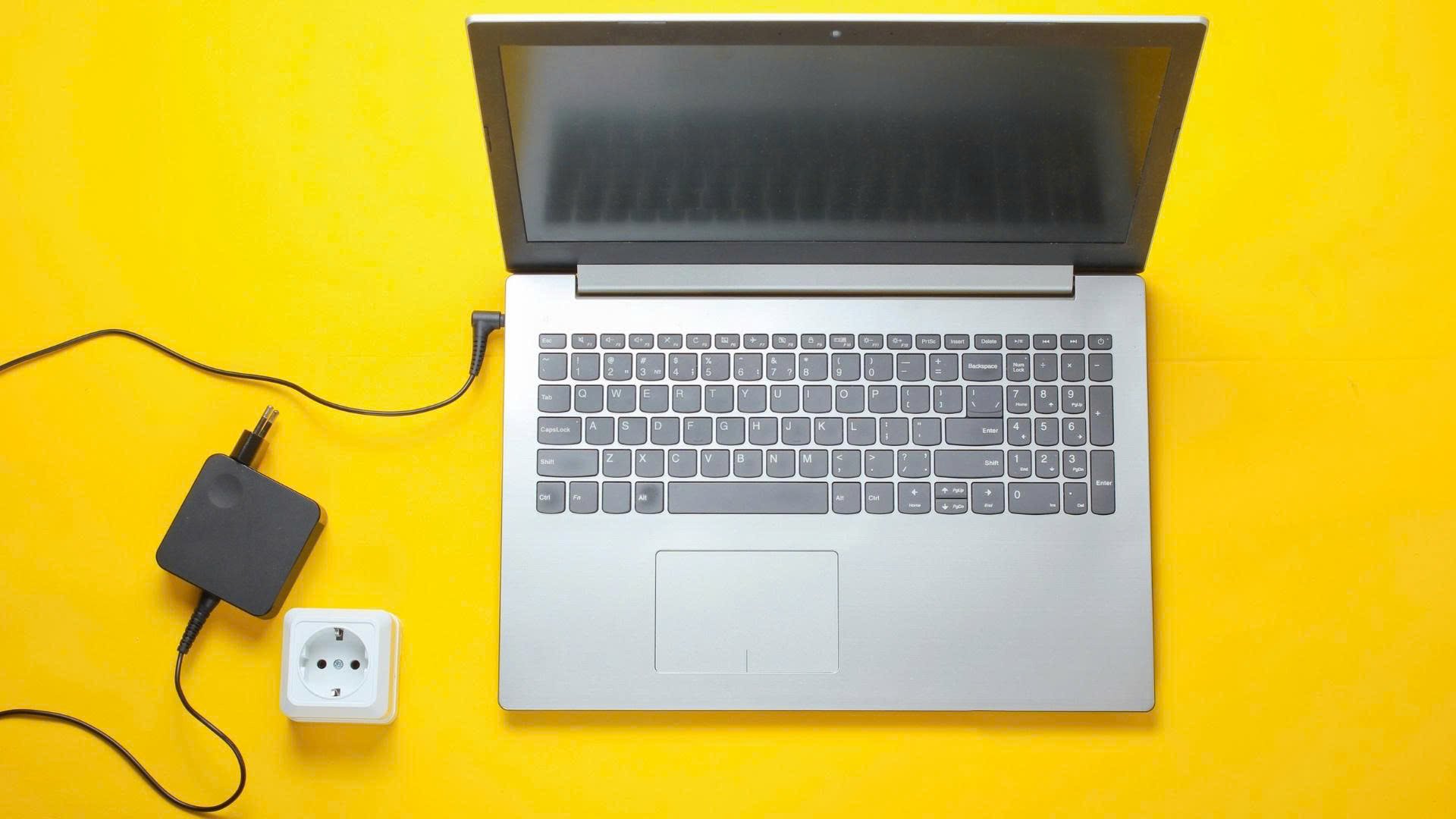 Lưu ý sạc pin cho laptop đúng cách