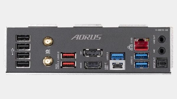 Với Wi-Fi 6E, Realtek® 2.5GbE LAN và PCIe 5.0, mang đến trải nghiệm kết nối nhanh chóng và ổn định.