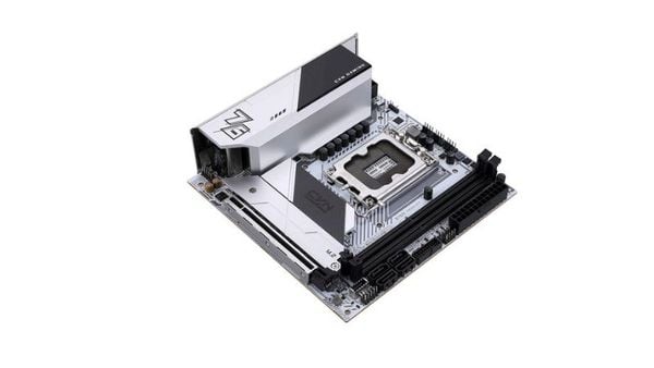 Mainboard Colorful CVN B760I FROZEN WIFI V20 có kích thước nhỏ gọn
