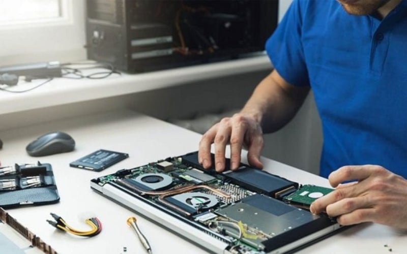 Bạn có thể sử dụng một quạt tản nhiệt dành riêng cho laptop