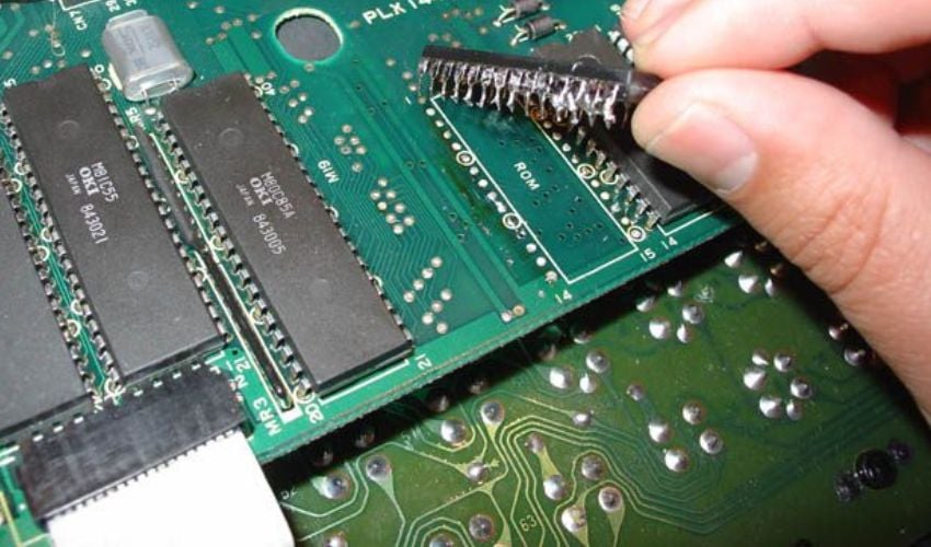 Khi chọn ROM cần xem xét nhu cầu lưu trữ: từ vài GB đến hàng trăm GB