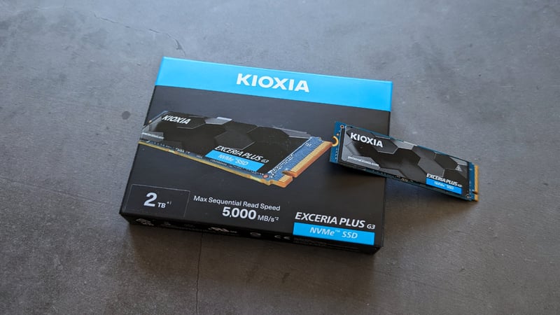 Kioxia cung cấp bảo hành 36 tháng cho ổ cứng SSD Exceria Plus G3, giúp bạn yên tâm sử dụng sản phẩm trong thời gian dài mà không lo ngại về chất lượng.