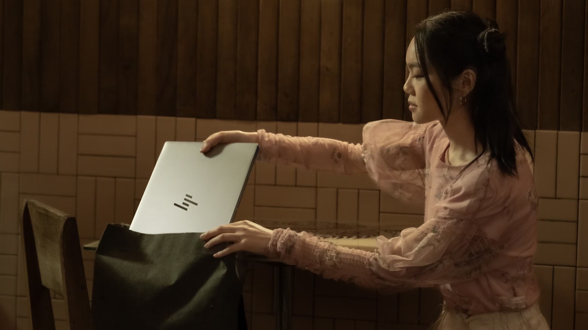 Thiết kế hiện đại, độ bền cao – phù hợp học sinh, văn phòng