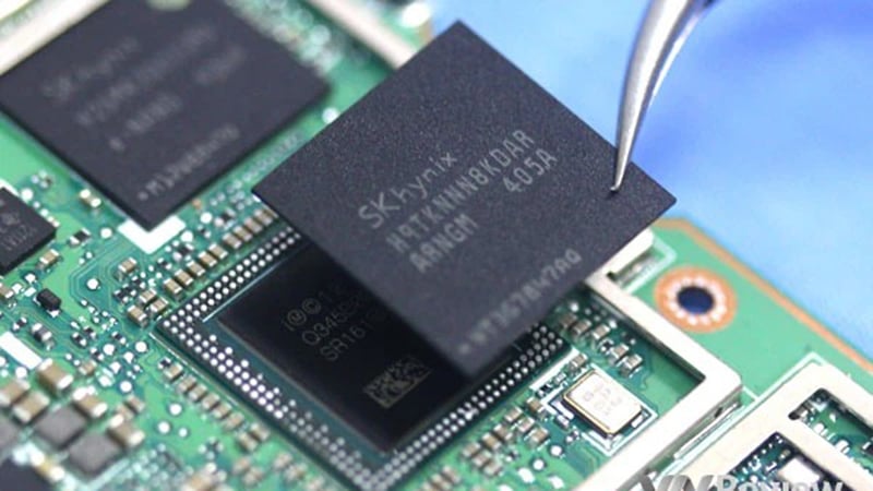 RAM được cấu tạo từ hàng loạt chip nhớ