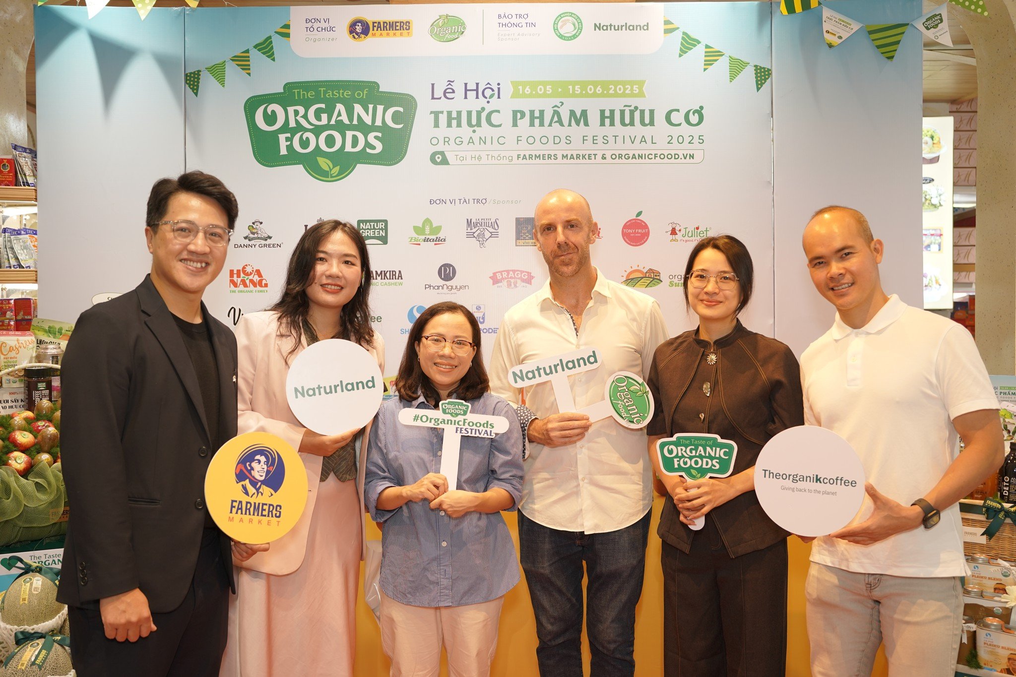 Lễ hội Thực phẩm Hữu cơ - đòn bẩy cho thị trường xanh do Organicfood.vn cùng Farmersmarket tổ chức
