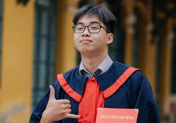 9 Thủ khoa Toàn quốc đạt điểm tuyệt đối 30/30