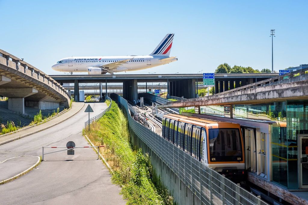 Hướng Dẫn Đi Lại Từ Sân Bay Charles De Gaulle Cho Sinh Viên – Quy trình hỗ  trợ vào các Trường Lớn tại Pháp
