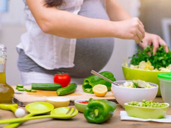 nguy cơ khi ăn rau sống không an toàn