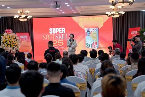 Elkay Việt Nam đồng hành cùng sự kiện ra mắt sách của diễn giả Phạm Huệ Đan