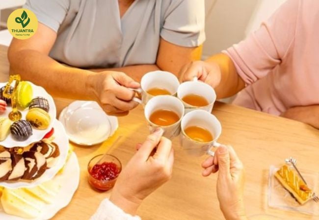 Những kết hợp kiêng kỵ với trà cần đặc biệt cảnh giác