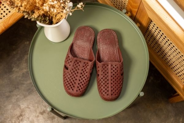 Dép sục trẻ em mang lại cảm giác thoải mái cho bé yêu của bạn