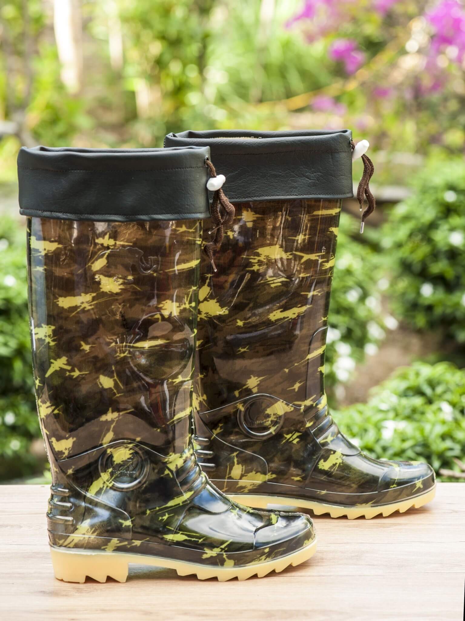 Top 7 loại ủng đi mưa tốt và phổ biến nhất hiện nay