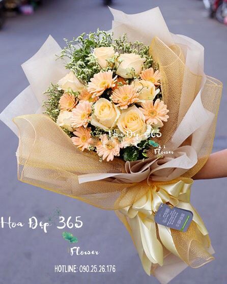 Hộp hoa tươi kèm quà  món quà sinh nhật ý nghĩa và tinh tế nhất