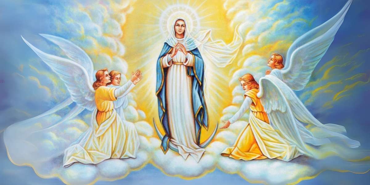 Hình nền laptop rực rỡ với Đức Mẹ Maria đứng trên vầng trăng lưỡi liềm, hai tay chắp trước ngực