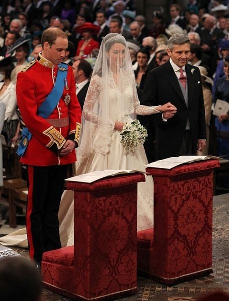 Bó hoa cưới linh lan của Công Nương Kate Middleton