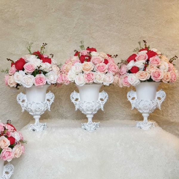 Bình hoa trang trí đám cưới theo phong cách châu âu