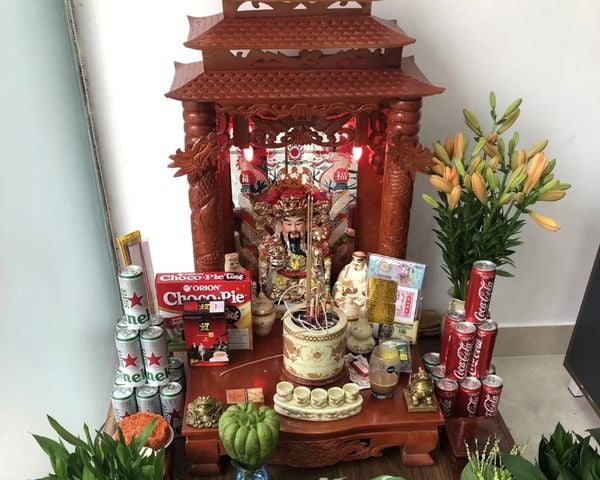 Bàn thờ Thần Tài Thổ Địa có ý nghĩa quan trọng trong thờ cúng dân gian