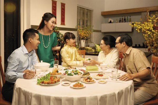 Mâm Cơm Cúng Tất Niên Theo Truyền Thống 3 Miền Gồm Món Gì?
