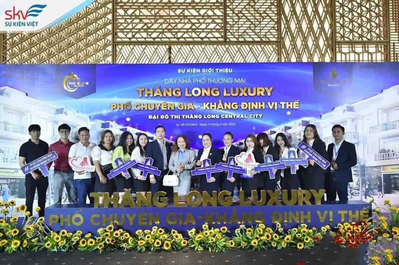 Flosa thiết kế các loại hoa sự kiện khai trương - khánh thành