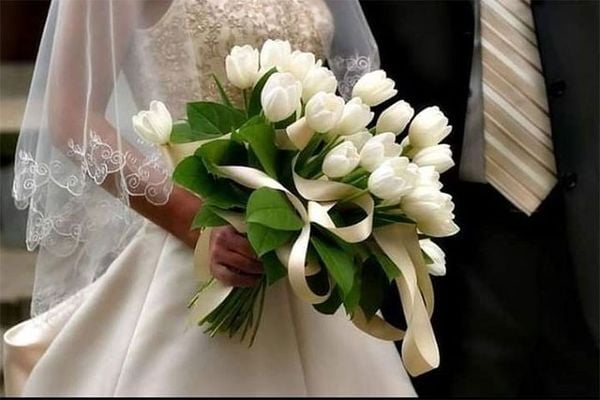 hoa cưới tulip thường được cô dâu châu Á yêu thích