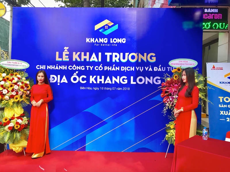 Chọn các loại hoa cát tường, hướng dương, lan hồ điệp,.. khi tặng hoa khai trương