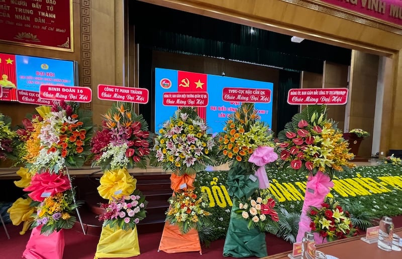 Hoa sự kiện đại hội tại Flosa