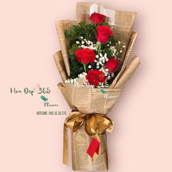 Tặng quà 8/3 cho cô giáo là bó hoa tươi mang tên Kính Yêu đến từ Flosa