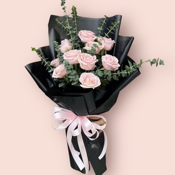 Bó Hoa Hồng Em Xinh - HBD256 thích hợp để tặng các đồng nghiệp nữ ngày 8/3