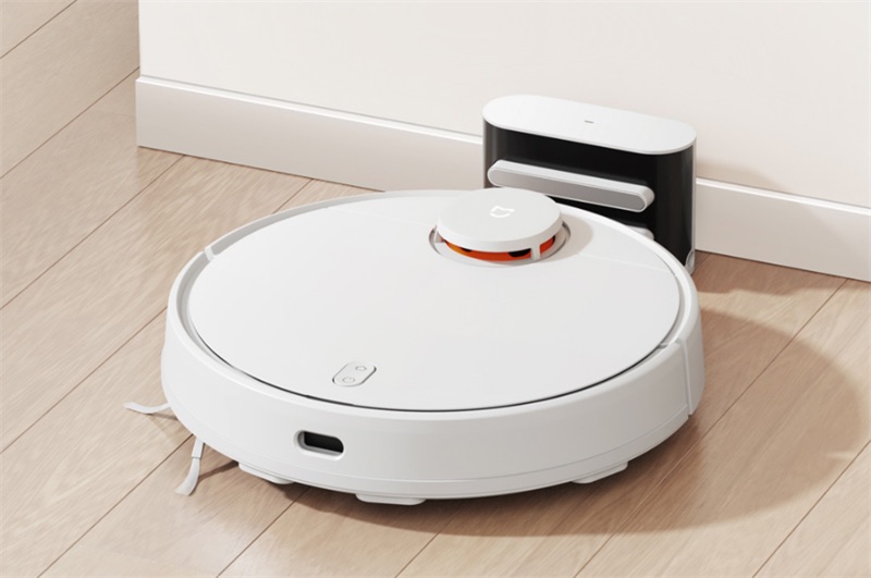 Robot hút bụi giúp mẹ thêm thảnh thơi