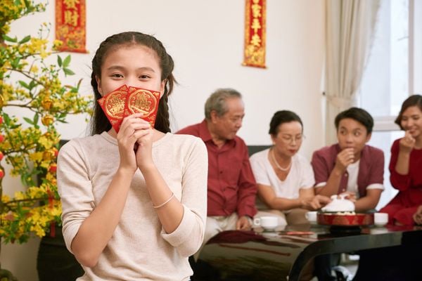 Chúc Tết là nét đẹp văn hóa truyền thống của người Việt
