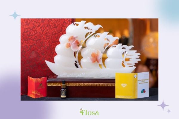 Quà tặng phong thuỷ cũng là sự lựa chọn phù hợp cho mẹ chồng, mẹ vợ