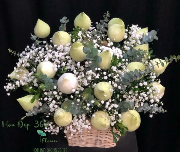 Giỏ Hoa Sen Trắng - HG24 là gợi ý tặng quà sinh nhật cho bố ý nghĩa