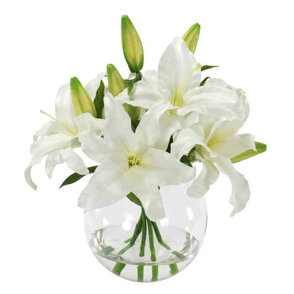 Cắm hoa ly vào bình tròn hoặc trụ thấp để tiết kiệm diện tích