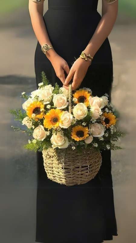Giỏ Hoa Hướng Dương Khai Trương Để Bàn Nắng Hạ