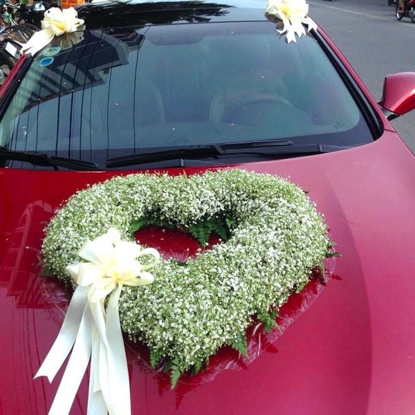 Thêm một gợi ý nhỏ về cách trang trí đầu xe hoa cho người yêu hoa baby.