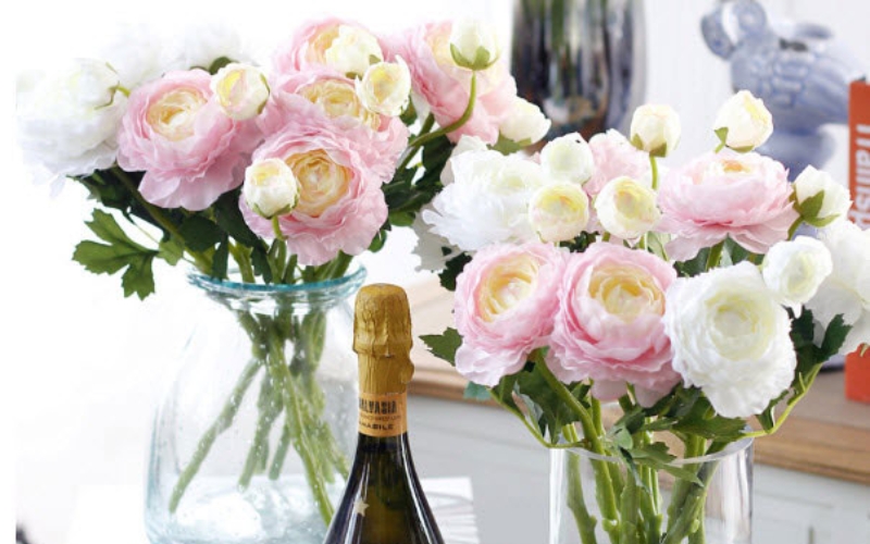 Trang trí không gian sống với bình hoa mao lương