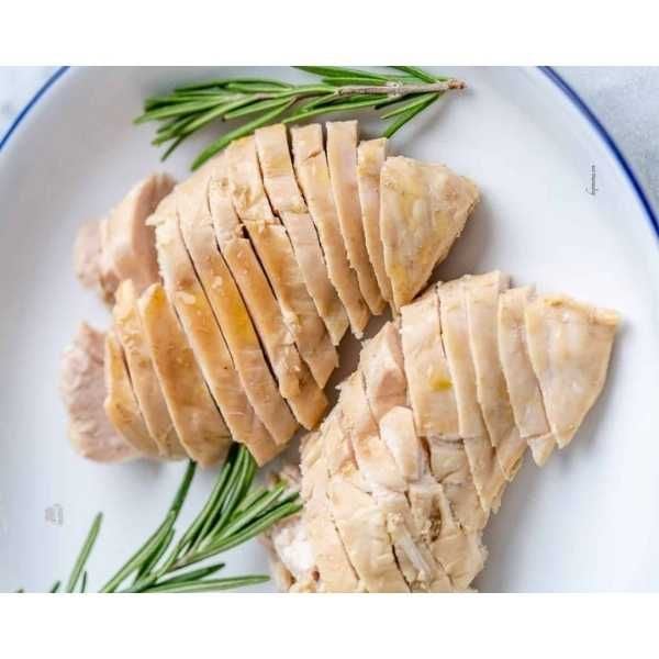 Ức gà làm gì ngon nhất mùa hè?