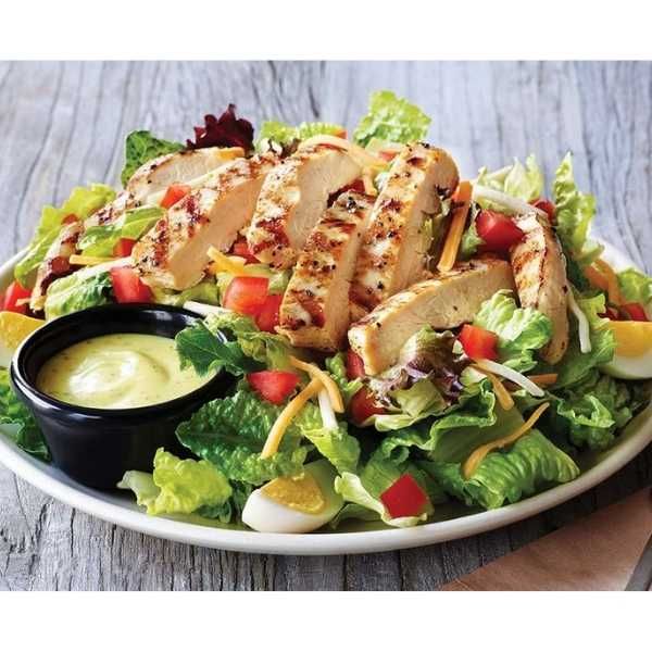 Salad với ức gà làm gì ngon