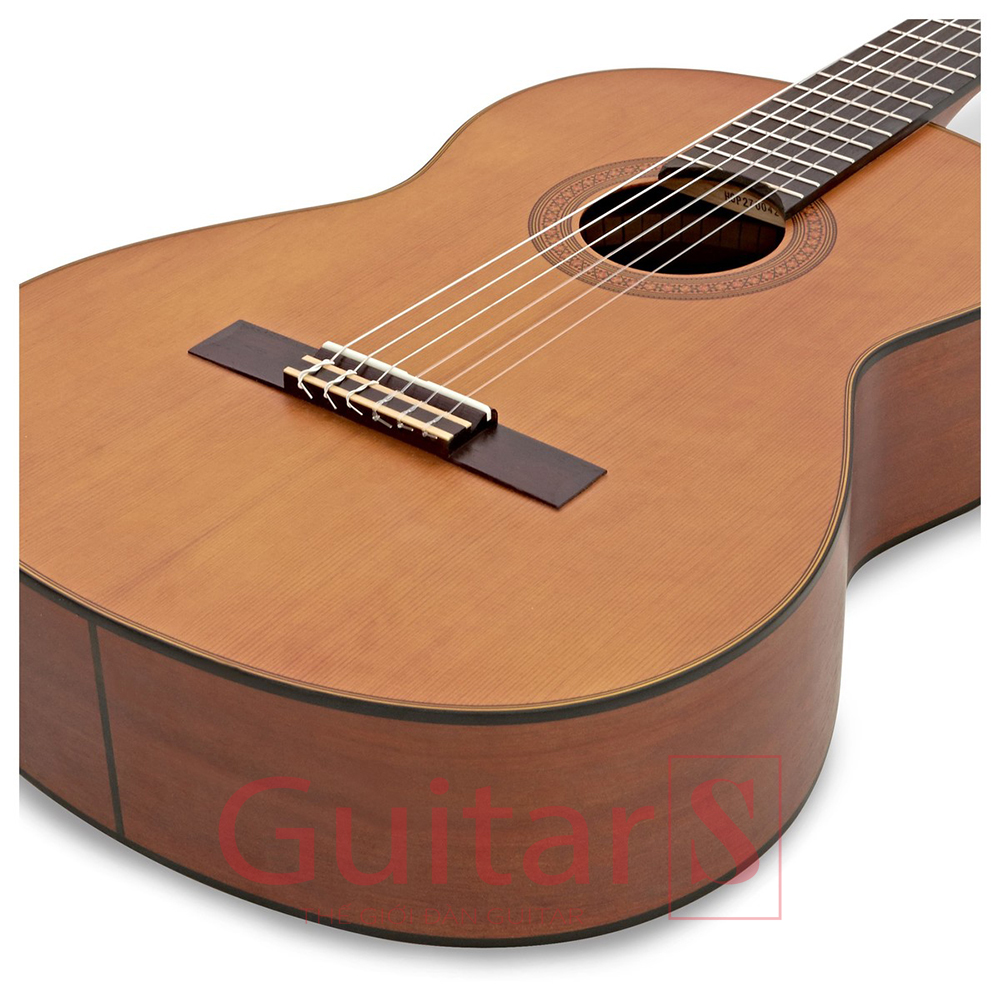 Đàn Guitar Yamaha CG122MC Classic